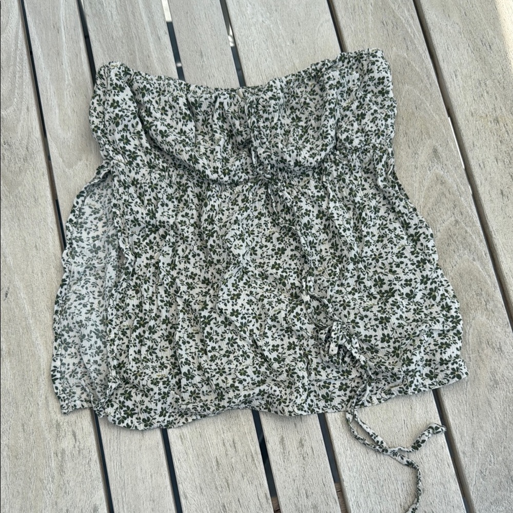 Floral Print Sleeveless Top